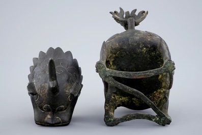Un br&ucirc;le-parfum en bronze en forme de Qilin, Chine, fin de la Dynastie Ming