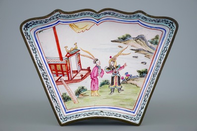Een Chinese rijsttafel in Canton emaille in originele doos, 19e eeuw