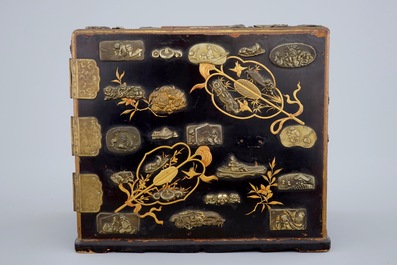A small Japanese lacquer chest of drawers, Meiji, 19th C.
