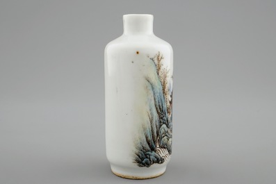 A Chinese snuff bottle with a landscape, 20th C.