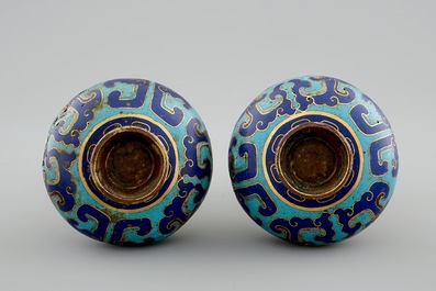 A pair of small Chinese cloisonn&eacute; bottle-shaped vases, 18/19th C.