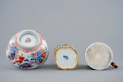 A clobbered vase, an Amsterdam bont bowl and a beer mug of Mandarin design, Kangxi/Qianlong, 18th C.