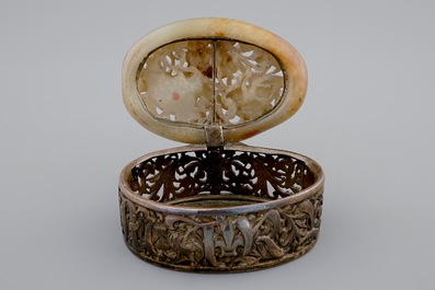 An English silver box with a Chinese mottled jade plaque as cover, 19th C.