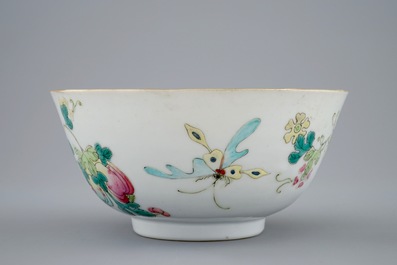 A Chinese famille rose vase with applied flowers and a bowl, 19th C.