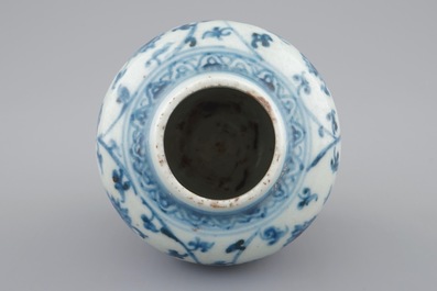 A Chinese blue and white vase with floral design, Ming Dynasty