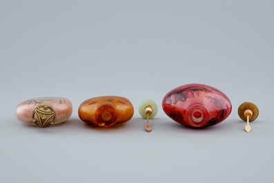 A set of 6 various Chinese glass and porcelain snuff bottles, 19/20th C.