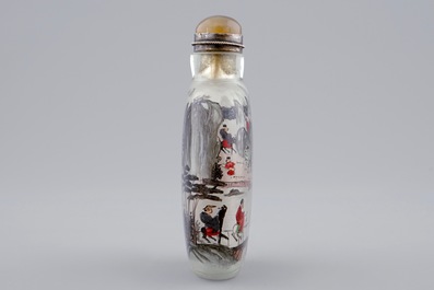 A lot of 4 Chinese snuff bottles in glass and jade, 18/20th C.