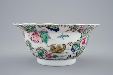 Un bol en porcelaine de Chine famille rose, Yongzheng, 1723-1735