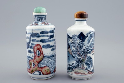 Two Chinese blue, white and underglaze red snuff bottles, 19/20th C.