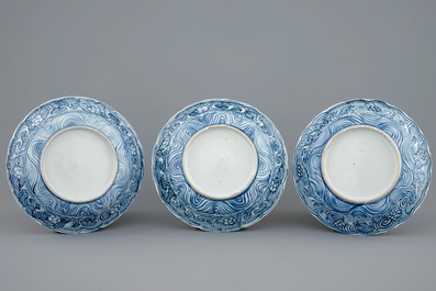 A set of 3 blue and white Chinese plates, Transitional period, 1620-1683