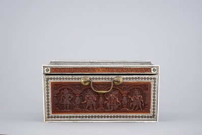 Een Anglo-Indische houten doos met inlegwerk van ivoor, Vizagapatam, 19e eeuw