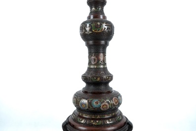 A very tall Japanese champlev&eacute; enamel bronze floor lamp column, Meiji, 19th C.