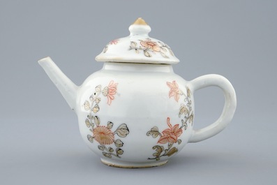 A Chinese grisaille and gilt miniature teapot, Qianlong, 18th C.