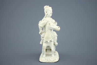 Een Chinese Dehua blanc de Chine figuur van Guandi, God van de oorlog, Ming Dynastie, Chongzhen (1627&ndash;1644)