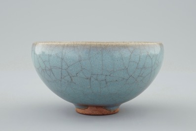 A small Chinese junyao glazed bowl, prob. Song Dynasty, 10/13th C.