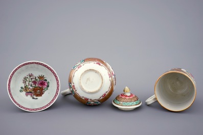 Een deel van een Chinees famille rose en verguld theeservies, Yongzheng, 1723-1735