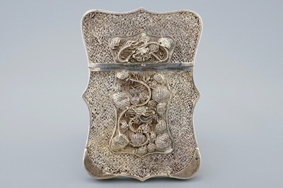 A Chinese filigree silver card box, 19th C.