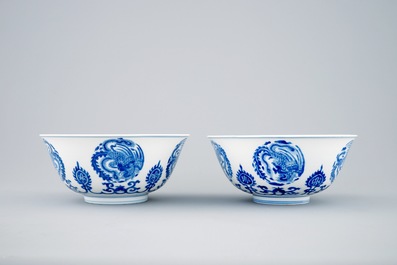 A pair of fine Chinese blue and white phoenix bowls, Kangxi