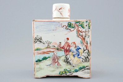 A fine square Chinese famille rose tea caddy and cover, Qianlong, 18th C.