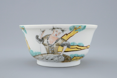 A Chinese export porcelain European subject bowl, Qianlong, 18th C.