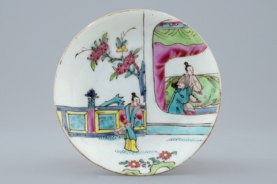 Een Chinese famille rose kop en schotel &quot;De Romance van de Westelijke Kamer&quot;, Yongzheng, 1723-1735