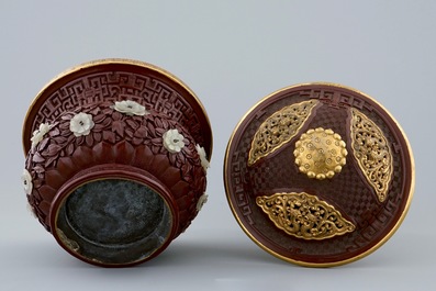 An unusual round Chinese lacquer box and cover with jade inset, 19/20th C.