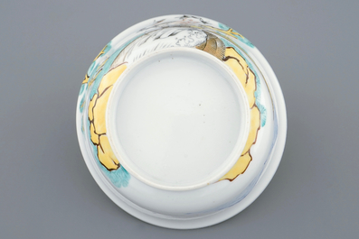 A Chinese export porcelain European subject bowl, Qianlong, 18th C.