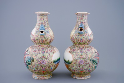 A pair of Chinese famille rose double gourd vases, Republic, 20th C.