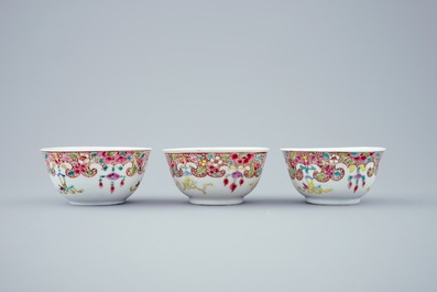 A set of 3 Chinese famille rose cups and saucers, Qianlong, 18th C.