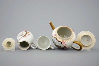 A Chinese famille rose and gilt Meissen style part tea service, Qianlong, 18th C.