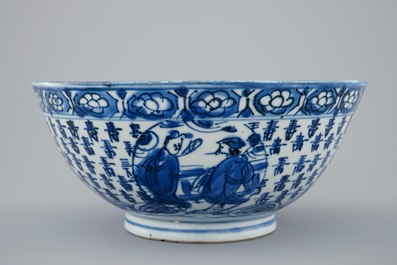 Een Chinese blauw-witte kom met Shou Lao op een kraanvogel, Transitie periode, 1620-1683
