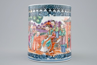 A Chinese famille rose mandarin mug, Qianlong, 18th C.