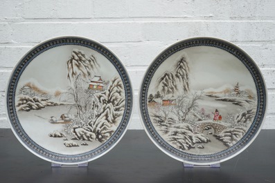 Een set van vier Chinese borden met winterlandschappen, 20e eeuw