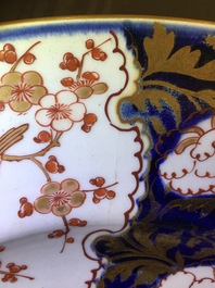 Two very large Japanese Imari dishes, 17/18th C.