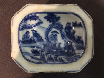 Een Chinees blauw-wit zoutvat naar Europees model, 1e helft 18e eeuw