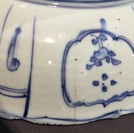 A Chinese blue and white Qilin dish, Ming, Wanli, 1573-1619