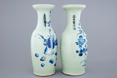 Deux vases en porcelaine de Chine &agrave; d&eacute;cor bleu et blanc sur fond c&eacute;ladon, 19&egrave;me