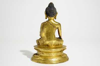Un mod&egrave;le de Bouddha en bronze dor&eacute;, Chine, 18/19&egrave;me