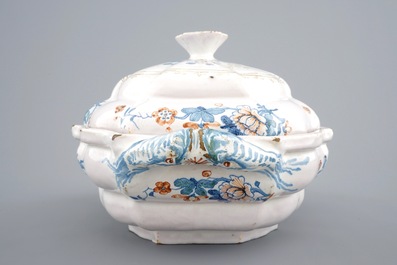 A rare Brussels faience kakiemon tureen on stand, 18th C.