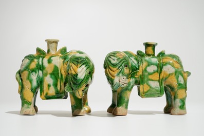 A pair of Chinese spinach and egg glazed elephant-shaped incense burners, Kangxi