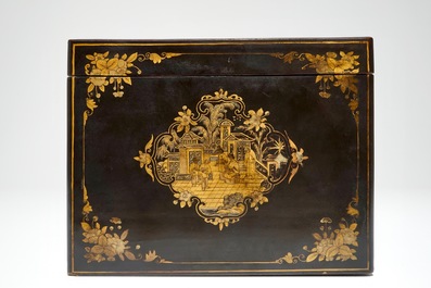 A Chinese export gilt lacquer tea box, 19th C.
