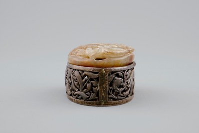 An English silver box with a Chinese mottled jade plaque as cover, 19th C.