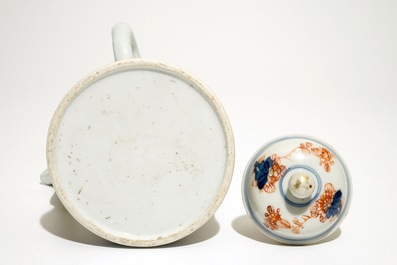 A Chinese Imari chocolate pot with floral design, Qianlong