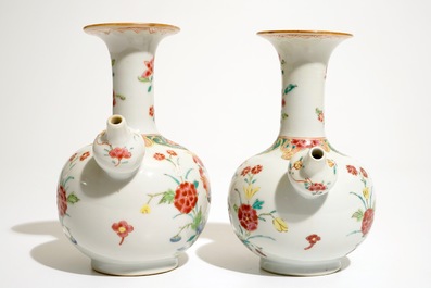 A pair of Chinese famille rose &quot;rooster&quot; kendis, Qianlong