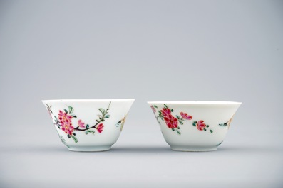 A pair of Chinese famille rose cups and saucers with deer, Yongzheng, 1723-1735