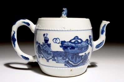 Een Chinese blauw-witte theepot, Kangxi