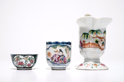 Une verseuse, une tasse et soucoupe et une tasse avec anse en porcelaine de Chine famille rose, 18&egrave;me