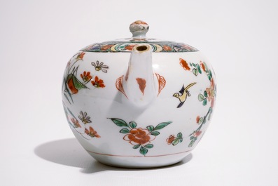 A Chinese bullet-shaped verte-imari teapot with a bird on a branch, Kangxi