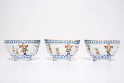 A pair and a set of three Chinese qianjiang cai bowls, 19/20th C.