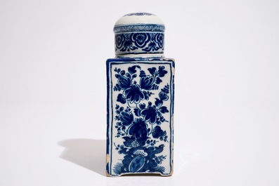 A large Dutch Delft blue and white tea caddy with original cover, ca. 1700